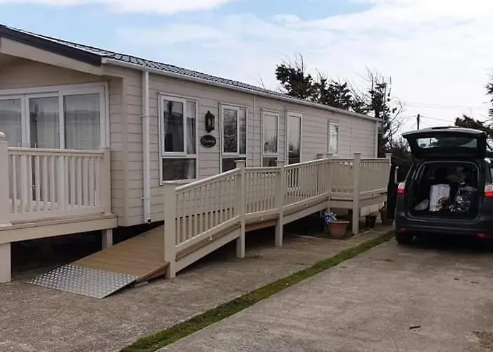 Privately Owned Stunning Caravan Seawick Holiday Park St Osyth